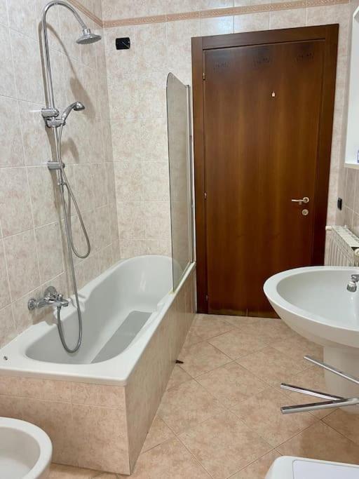 Vicolo Chiodo 9 Apartment Verona Luaran gambar